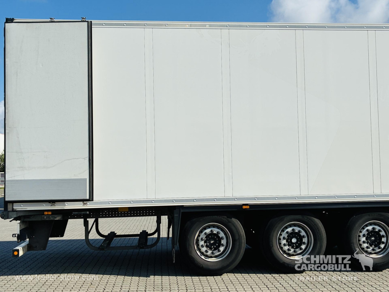 SCHMITZ Auflieger Tiefkühler Standard Double deck - Изотермический полуприцеп: фото 2 SCHMITZ Auflieger Tiefkühler Standard Double deck - Изотермический полуприцеп: фото 2