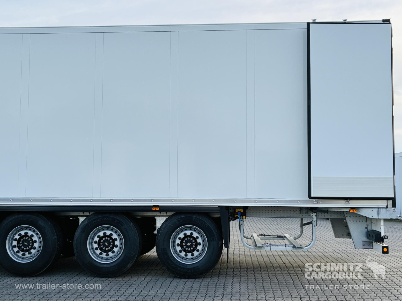 SCHMITZ Auflieger Tiefkühler Standard Double deck - Изотермический полуприцеп: фото 5 SCHMITZ Auflieger Tiefkühler Standard Double deck - Изотермический полуприцеп: фото 5