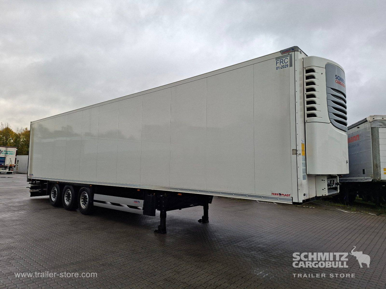 SCHMITZ Auflieger Tiefkühler Standard - Изотермический полуприцеп: фото 1 SCHMITZ Auflieger Tiefkühler Standard - Изотермический полуприцеп: фото 1