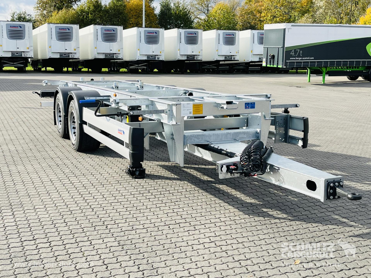 SCHMITZ Zentralachsanhänger Wechselfahrgestell - Прицеп-контейнеровоз/ Сменный кузов: фото 1 SCHMITZ Zentralachsanhänger Wechselfahrgestell - Прицеп-контейнеровоз/ Сменный кузов: фото 1