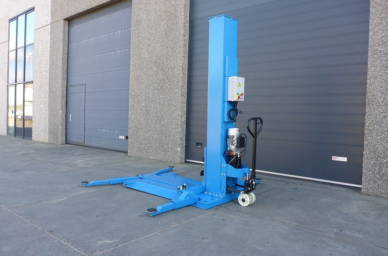 TL25ME mobile single post car lift - fully automatic - Оборудование для гаражей/ Мастерских: фото 2 TL25ME mobile single post car lift - fully automatic - Оборудование для гаражей/ Мастерских: фото 2