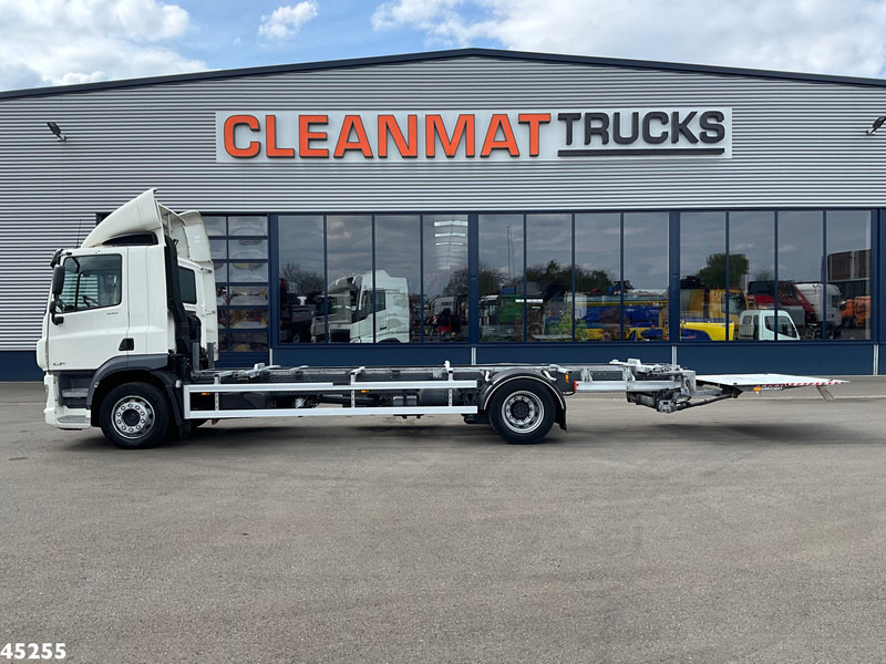 DAF FA CF 340 Euro 6 BDF met DHollandia laadklep - Грузовик-контейнеровоз/ Сменный кузов: фото 2 DAF FA CF 340 Euro 6 BDF met DHollandia laadklep - Грузовик-контейнеровоз/ Сменный кузов: фото 2