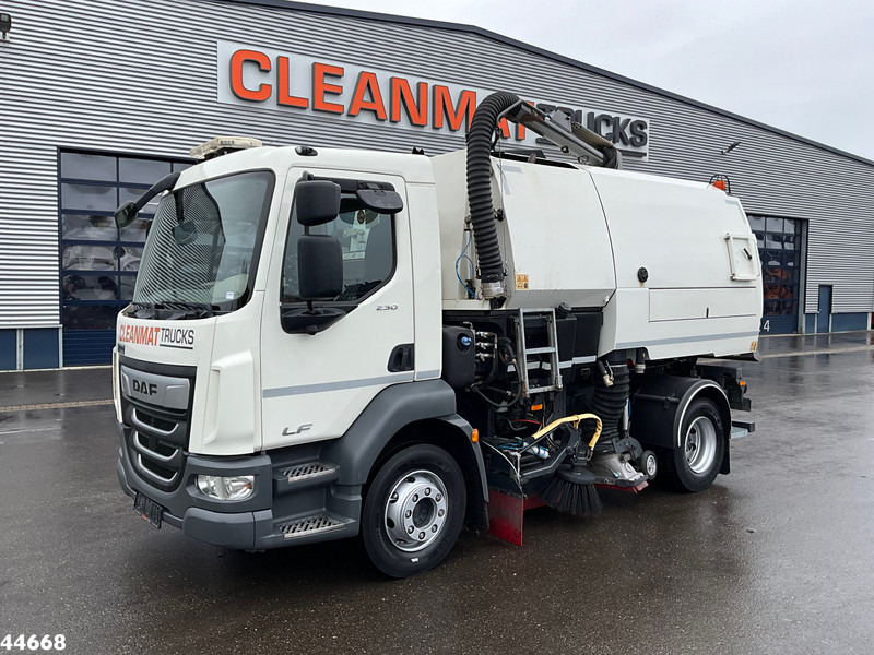 DAF FA LF 230 Euro 6 Johnston VT652 Just 87.278 km! - Подметально-уборочная машина: фото 3 DAF FA LF 230 Euro 6 Johnston VT652 Just 87.278 km! - Подметально-уборочная машина: фото 3