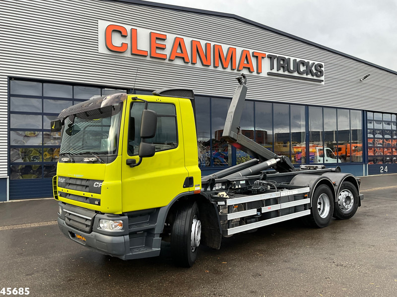 DAF FAN 75 CF 310 VDL 21 Ton haakarmsysteem - Крюковой мультилифт: фото 1 DAF FAN 75 CF 310 VDL 21 Ton haakarmsysteem - Крюковой мультилифт: фото 1