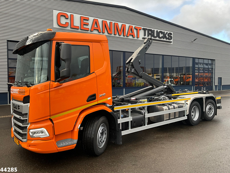 DAF FAN XD 450 Euro 6 VDL 21 Ton Schuif-knik haakarmsysteem - Крюковой мультилифт: фото 1 DAF FAN XD 450 Euro 6 VDL 21 Ton Schuif-knik haakarmsysteem - Крюковой мультилифт: фото 1