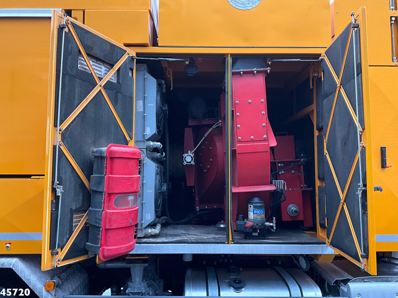 Ассенизатор MAN TGS 35.500 8x4 Euro 6 MTS Saugbagger Just 40.559 km!: фото 11 Ассенизатор MAN TGS 35.500 8x4 Euro 6 MTS Saugbagger Just 40.559 km!: фото 11