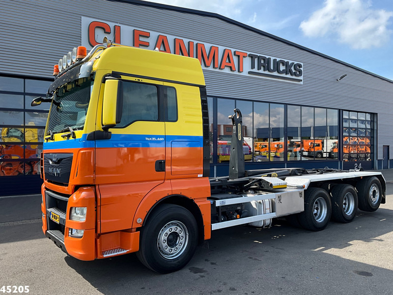 MAN TGX 35.440 Euro 6 8x4 26 Ton haakarmsysteem - Крюковой мультилифт: фото 2 MAN TGX 35.440 Euro 6 8x4 26 Ton haakarmsysteem - Крюковой мультилифт: фото 2