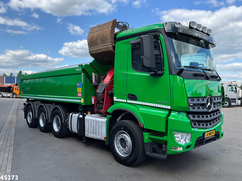Mercedes-Benz Arocs 3743 8x4 Euro 6 HMF 19 Tonmeter Elektrisch/Hydraulisch aangedreven Z-kraan - Самосвал, Автоманипулятор: фото 4 Mercedes-Benz Arocs 3743 8x4 Euro 6 HMF 19 Tonmeter Elektrisch/Hydraulisch aangedreven Z-kraan - Самосвал, Автоманипулятор: фото 4
