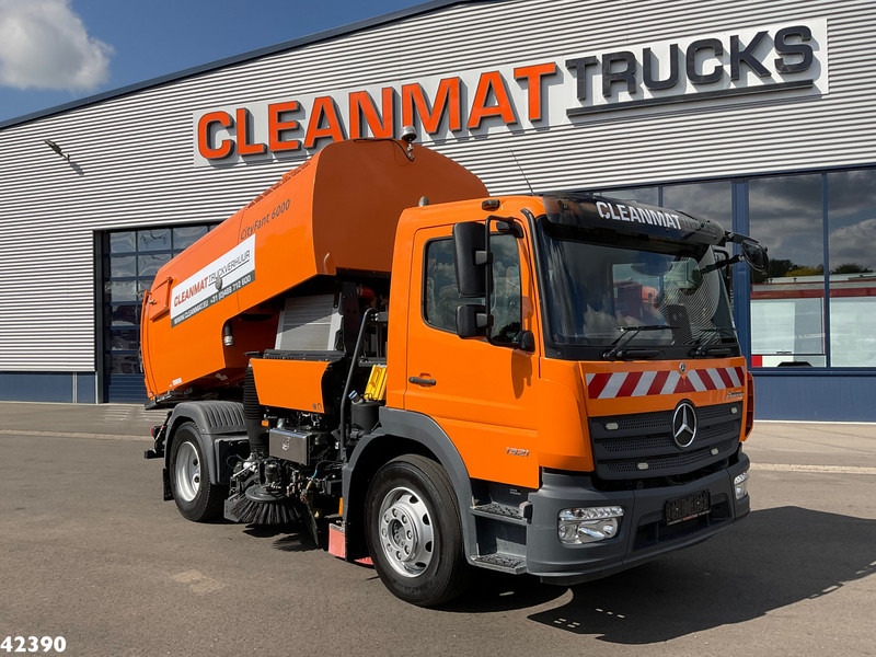 Mercedes-Benz Atego 1321 Bucher Cityfant 6000 Just 49.567 km! - Подметально-уборочная машина: фото 1 Mercedes-Benz Atego 1321 Bucher Cityfant 6000 Just 49.567 km! - Подметально-уборочная машина: фото 1