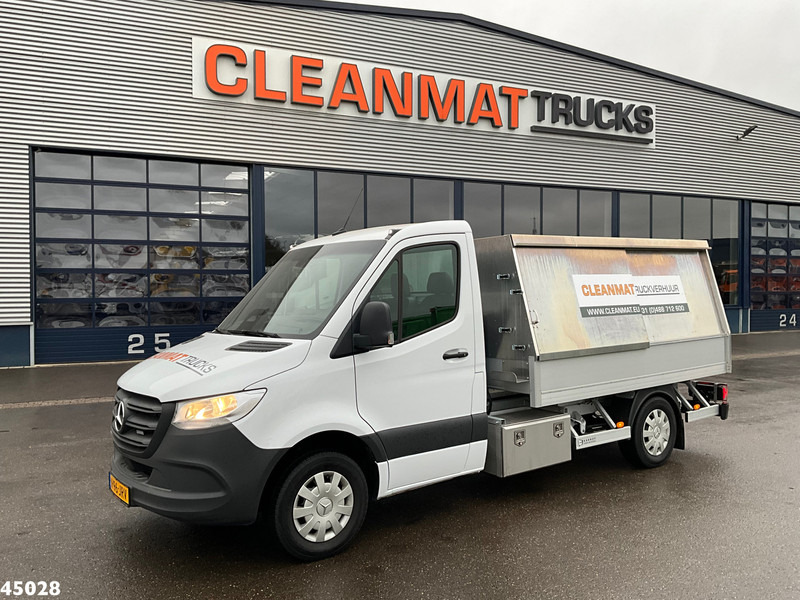 Mercedes-Benz Sprinter 317 1.9 CDI Veeg-vuil kipper - Самосвал: фото 3 Mercedes-Benz Sprinter 317 1.9 CDI Veeg-vuil kipper - Самосвал: фото 3