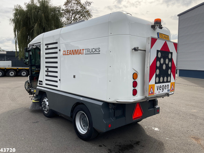 Ravo 540 STH Euro 6 with 3-rd brush - Подметально-уборочная машина: фото 5 Ravo 540 STH Euro 6 with 3-rd brush - Подметально-уборочная машина: фото 5