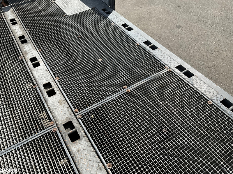 Автовоз Scania P 410 8x2 Euro 6 Retarder Autotransporter met hydraulische oprijrampen: фото 12 Автовоз Scania P 410 8x2 Euro 6 Retarder Autotransporter met hydraulische oprijrampen: фото 12