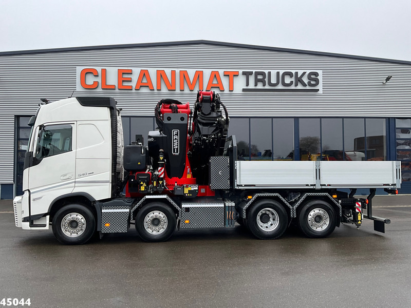 Volvo FH 540 8x2 Fassi 145 Tonmeter laadkraan + Fly-JIb Just 7.187 Km! Demo voertuig! - Автоманипулятор: фото 2 Volvo FH 540 8x2 Fassi 145 Tonmeter laadkraan + Fly-JIb Just 7.187 Km! Demo voertuig! - Автоманипулятор: фото 2