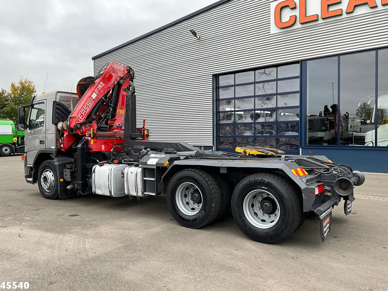 Volvo FM 340 6x4 Fassi 19 Tonmeter laadkraan - Крюковой мультилифт, Автоманипулятор: фото 2 Volvo FM 340 6x4 Fassi 19 Tonmeter laadkraan - Крюковой мультилифт, Автоманипулятор: фото 2