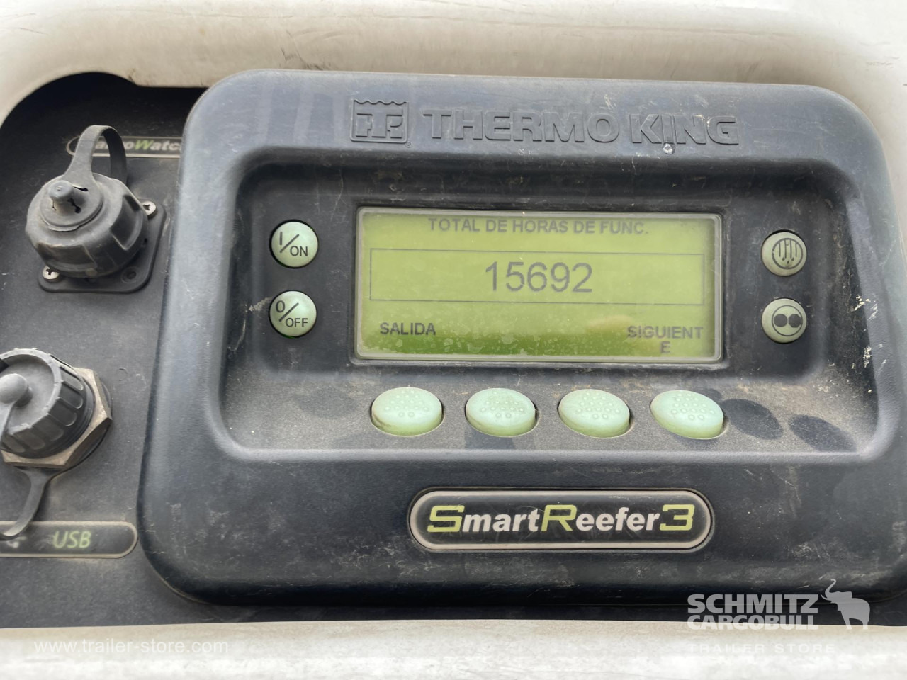 SCHMITZ Remolque Frigo Standard - Прицеп-рефрижератор: фото 2 SCHMITZ Remolque Frigo Standard - Прицеп-рефрижератор: фото 2