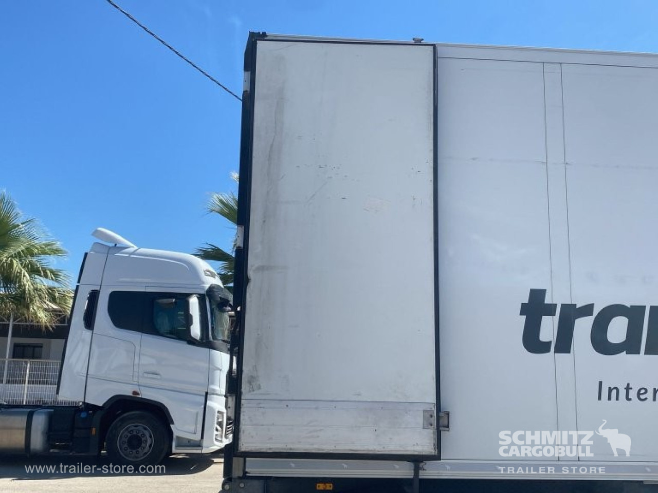 SCHMITZ Semiremolque Frigo Standard - Изотермический полуприцеп: фото 2 SCHMITZ Semiremolque Frigo Standard - Изотермический полуприцеп: фото 2