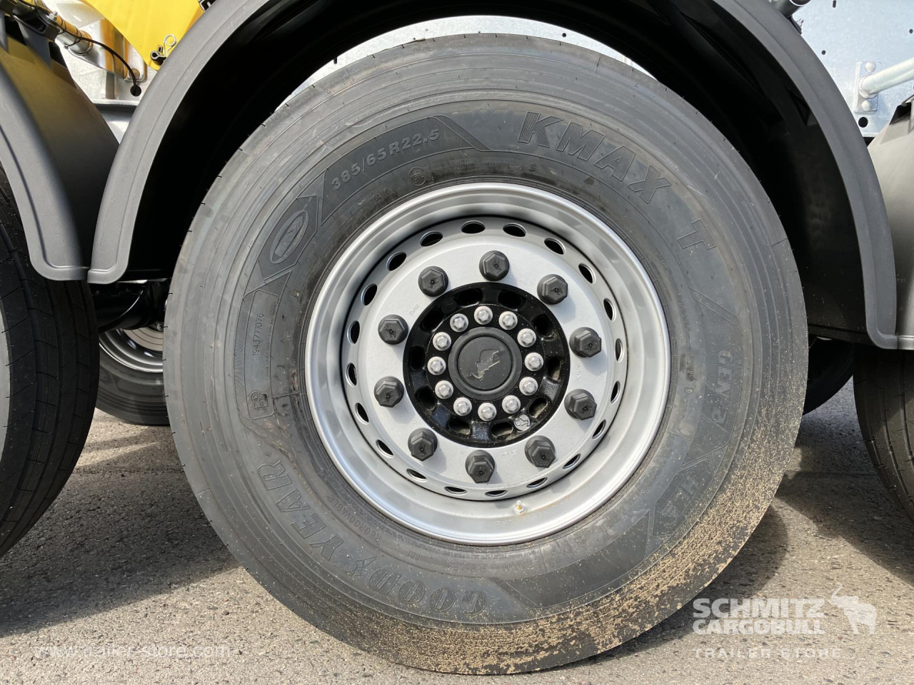 SCHMITZ Auflieger Kipper Stahlrundmulde 29m³ - Самосвальный полуприцеп: фото 2 SCHMITZ Auflieger Kipper Stahlrundmulde 29m³ - Самосвальный полуприцеп: фото 2