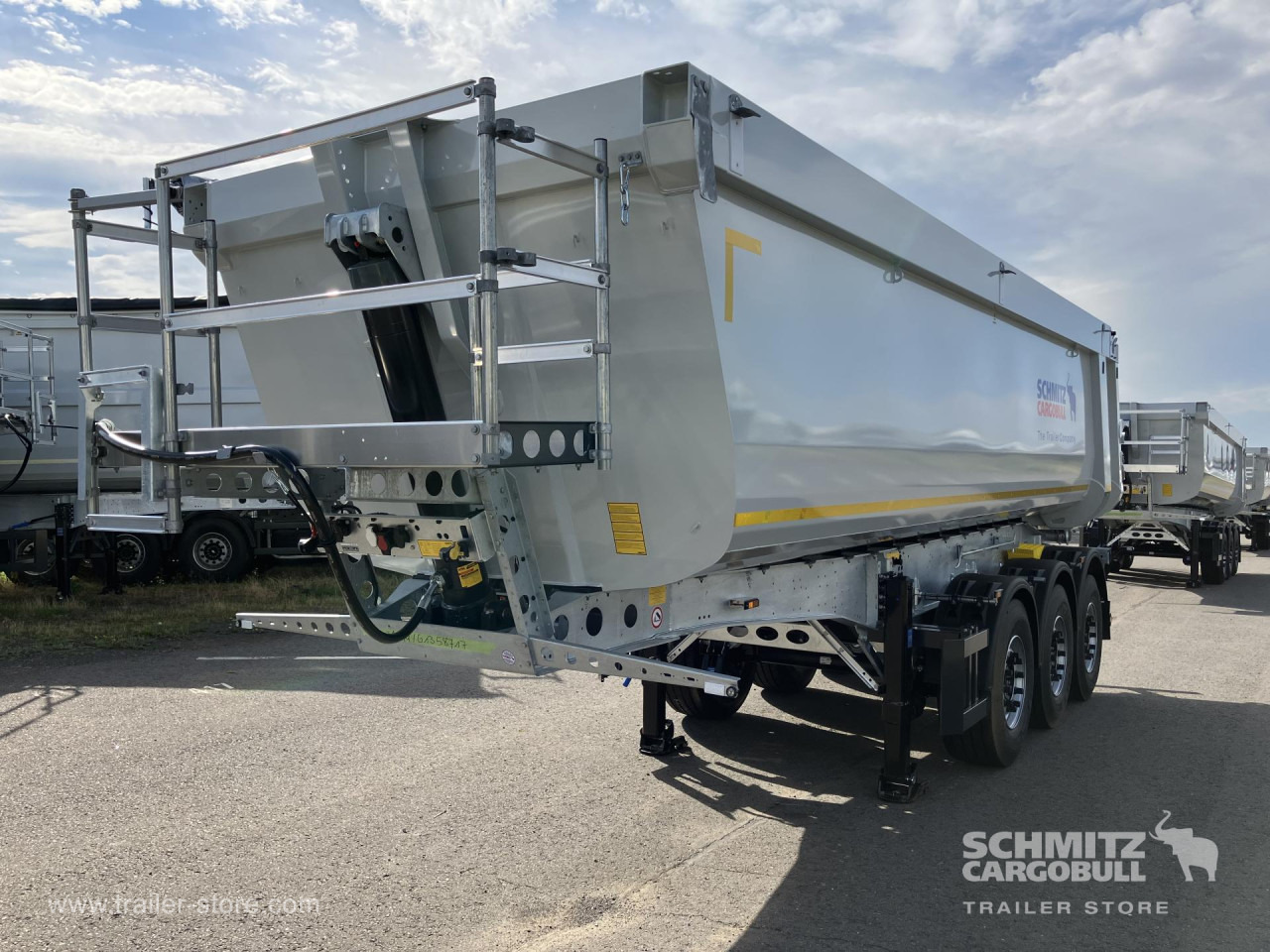 SCHMITZ Auflieger Kipper Stahlrundmulde 29m³ - Самосвальный полуприцеп: фото 5 SCHMITZ Auflieger Kipper Stahlrundmulde 29m³ - Самосвальный полуприцеп: фото 5