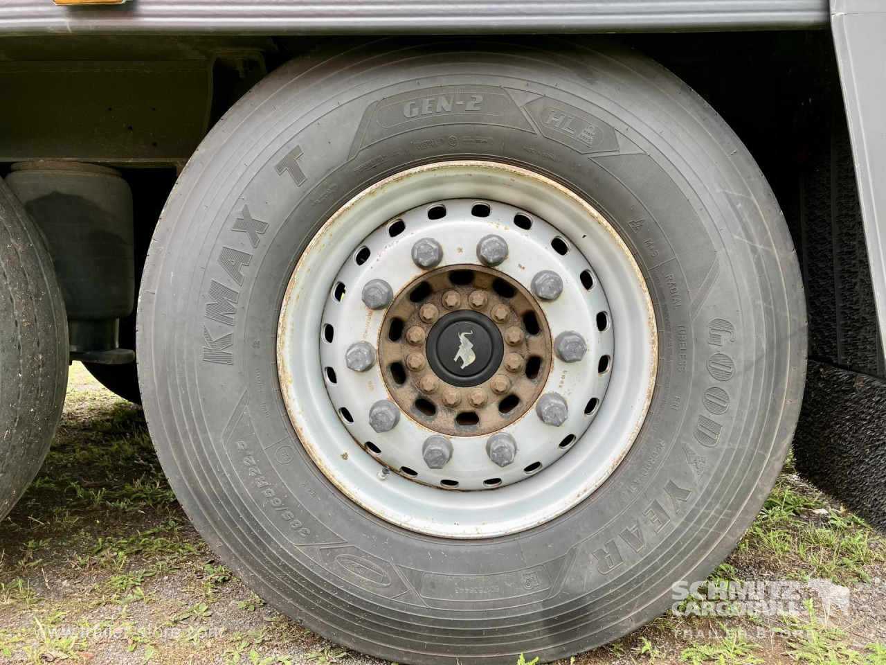 SCHMITZ Auflieger Tiefkühler Standard Double deck - Изотермический полуприцеп: фото 3 SCHMITZ Auflieger Tiefkühler Standard Double deck - Изотермический полуприцеп: фото 3