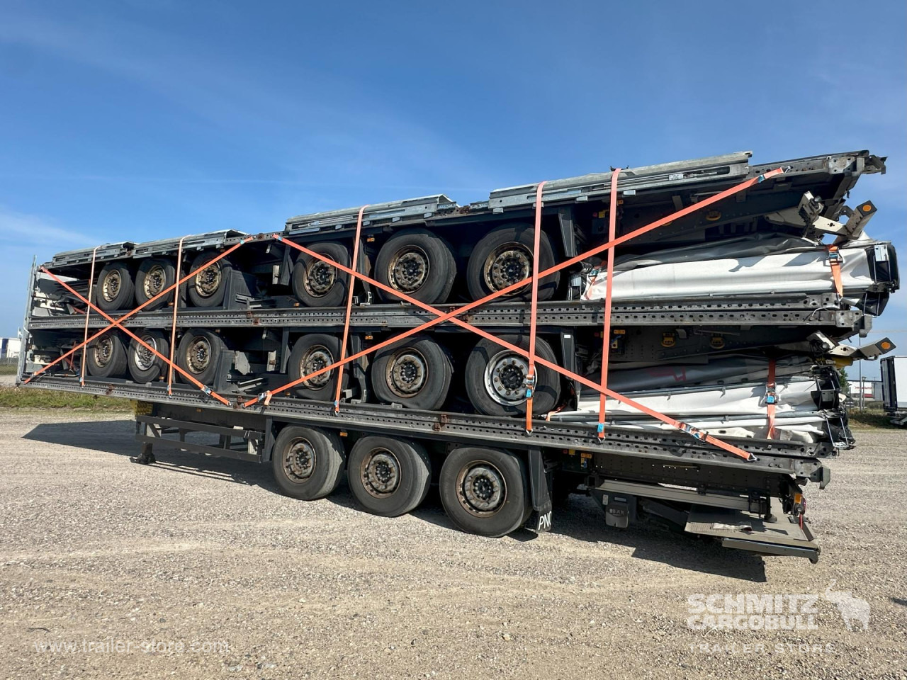 SCHMITZ Curtainsider Standard - Тентованный полуприцеп: фото 1 SCHMITZ Curtainsider Standard - Тентованный полуприцеп: фото 1