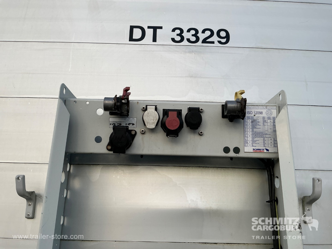 SCHMITZ Curtainsider Standard , Folding wall right - Тентованный полуприцеп: фото 4 SCHMITZ Curtainsider Standard , Folding wall right - Тентованный полуприцеп: фото 4