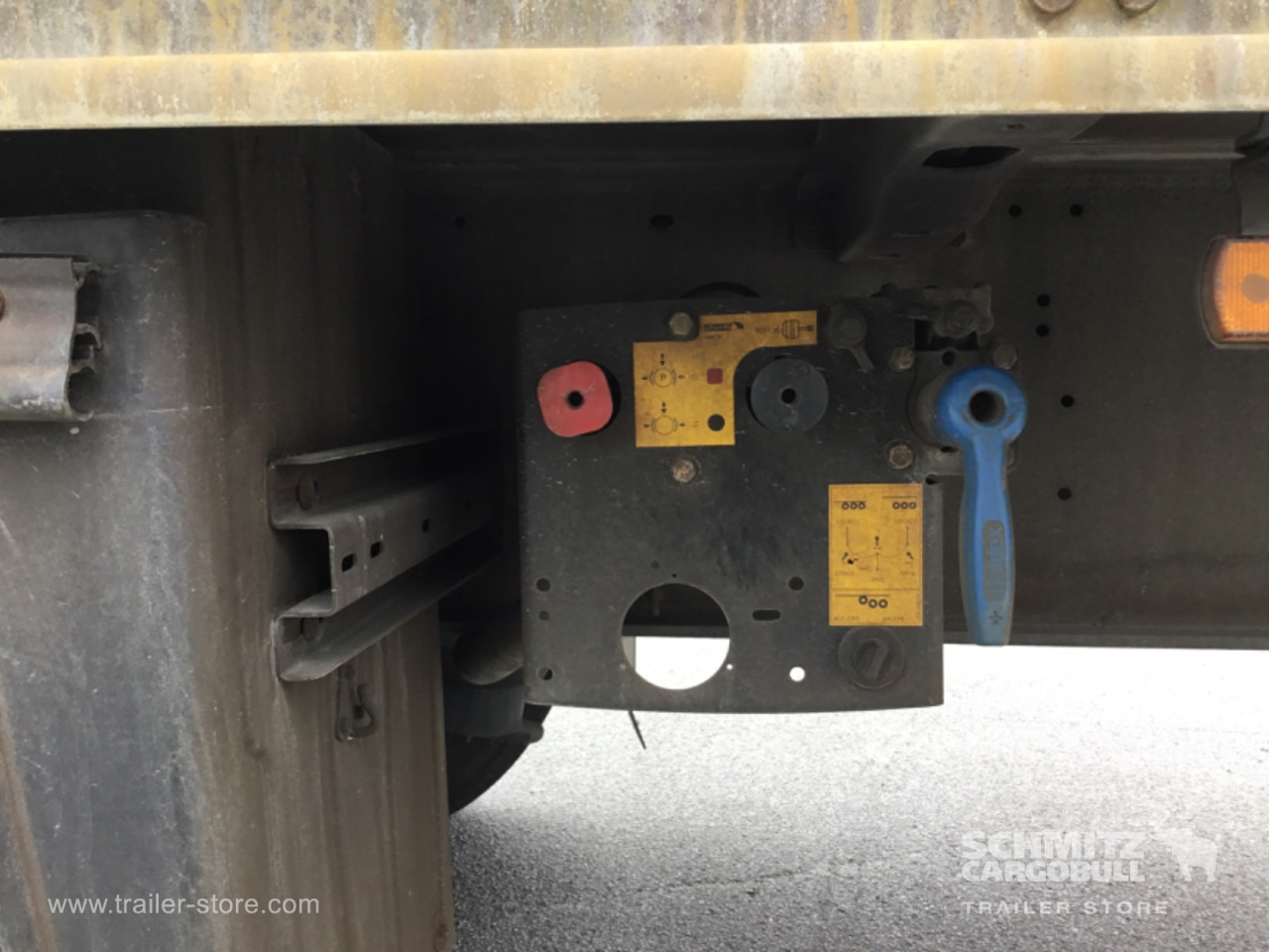 SCHMITZ Dryfreight Standard - Полуприцеп-фургон: фото 5 SCHMITZ Dryfreight Standard - Полуприцеп-фургон: фото 5