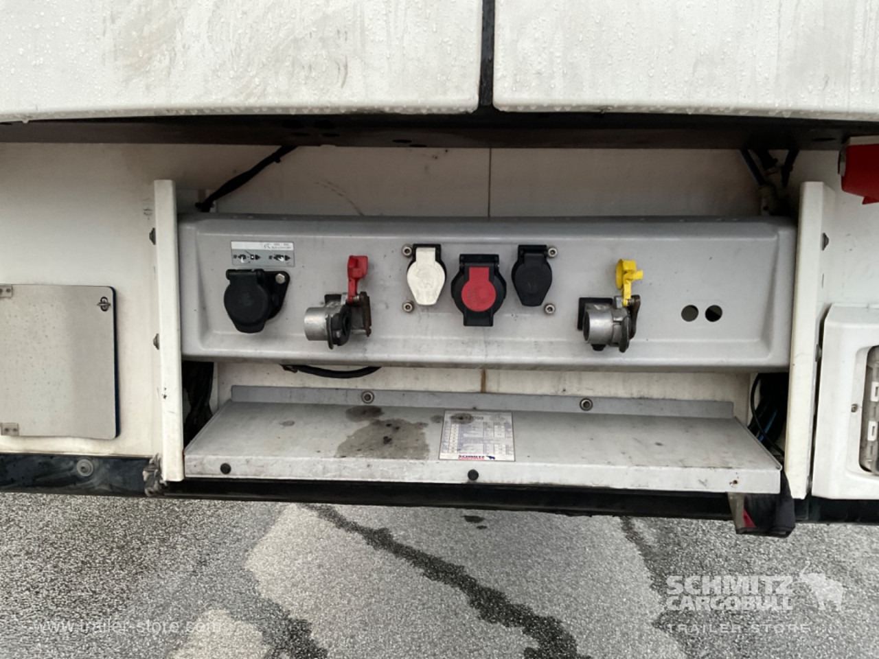 SCHMITZ Reefer Standard Double deck - Изотермический полуприцеп: фото 4 SCHMITZ Reefer Standard Double deck - Изотермический полуприцеп: фото 4