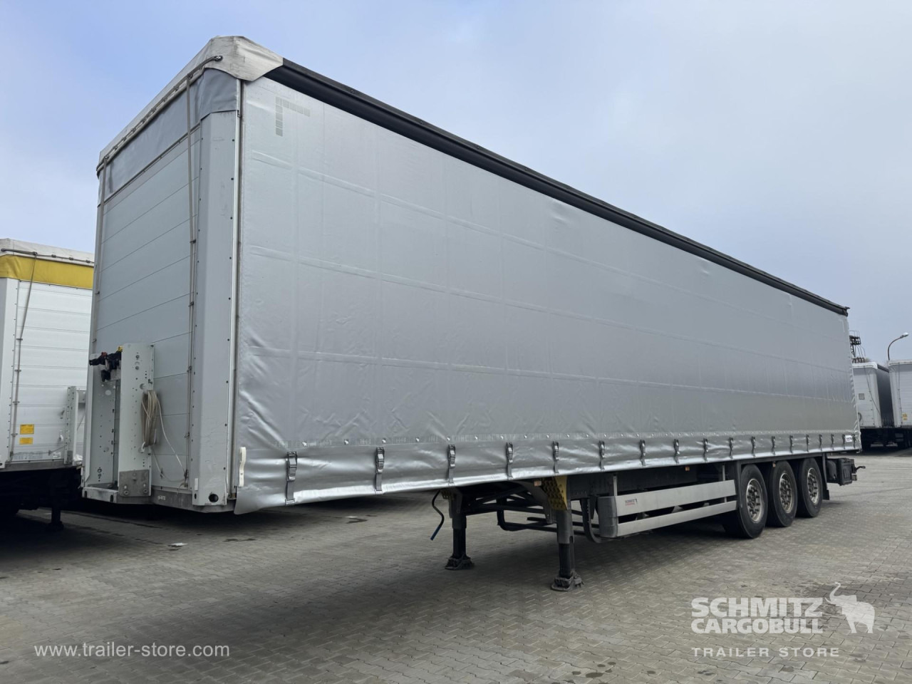 SCHMITZ Curtainsider Standard - Тентованный полуприцеп: фото 4 SCHMITZ Curtainsider Standard - Тентованный полуприцеп: фото 4