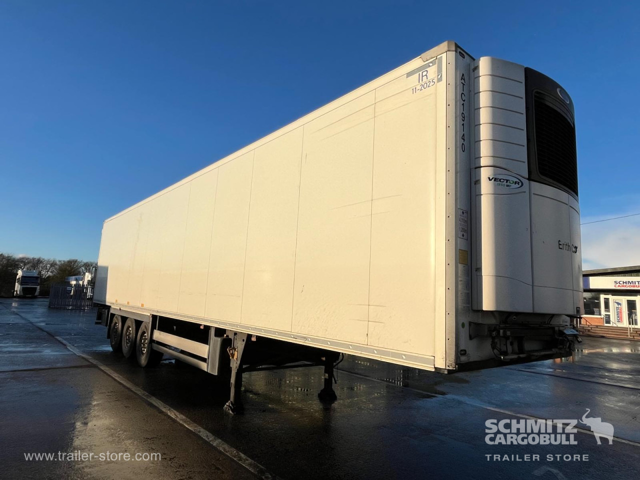 SCHMITZ Reefer Multitemp - Изотермический полуприцеп: фото 1 SCHMITZ Reefer Multitemp - Изотермический полуприцеп: фото 1
