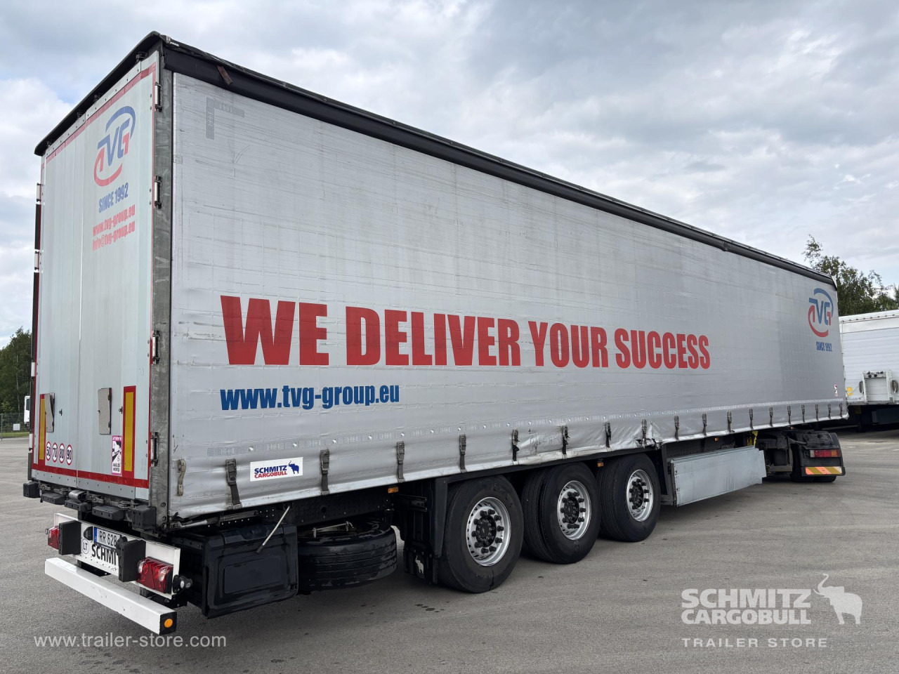 SCHMITZ Curtainsider Standard - Тентованный полуприцеп: фото 1 SCHMITZ Curtainsider Standard - Тентованный полуприцеп: фото 1