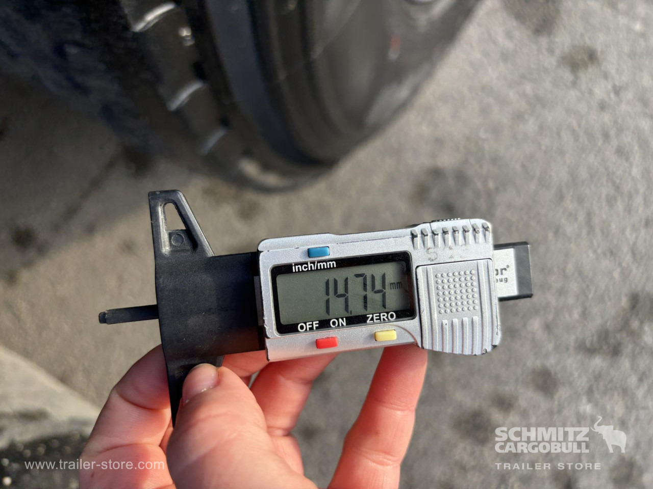 SCHMITZ Curtainsider Standard - Тентованный полуприцеп: фото 4 SCHMITZ Curtainsider Standard - Тентованный полуприцеп: фото 4