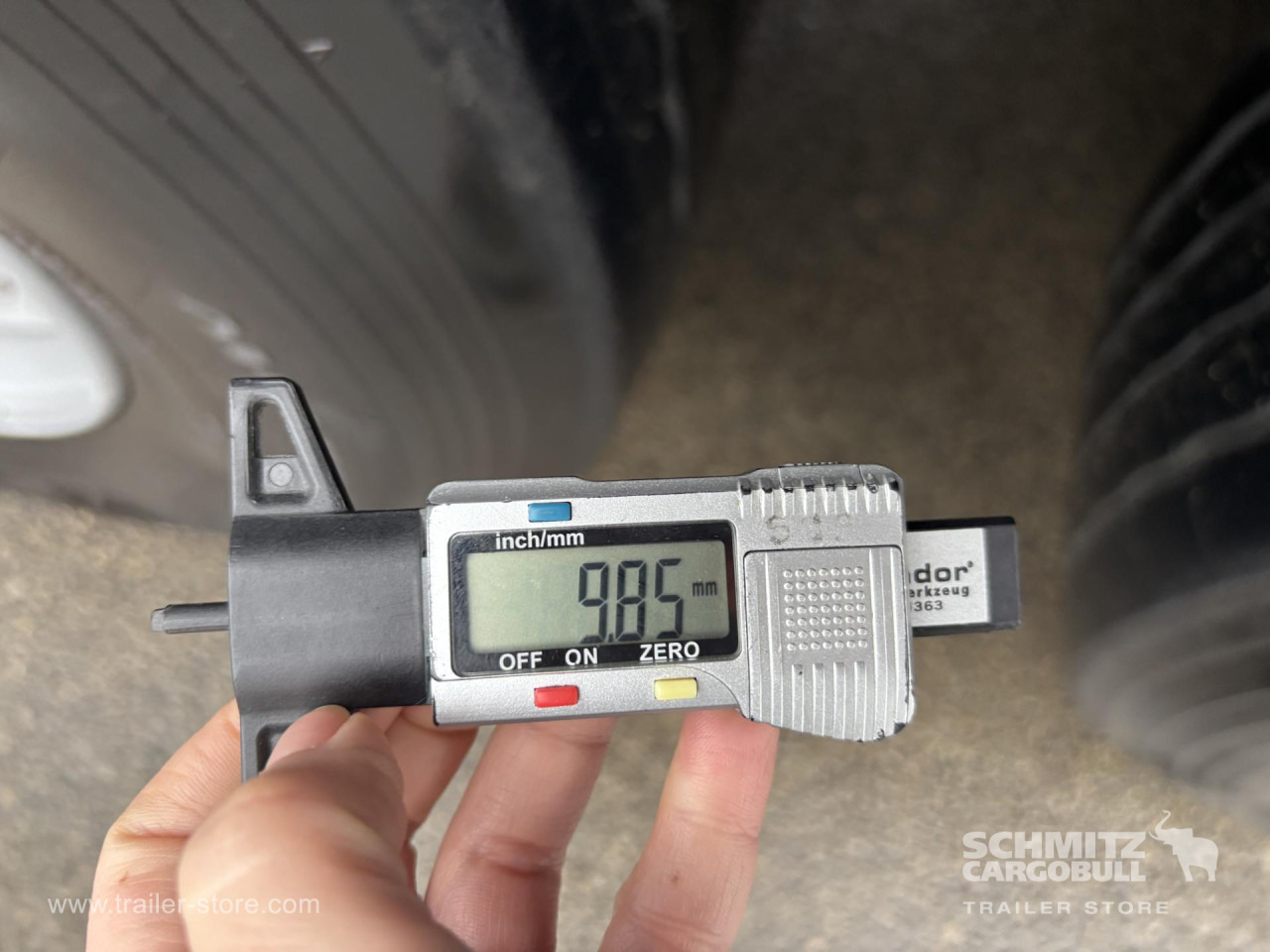 SCHMITZ Curtainsider Standard - Тентованный полуприцеп: фото 2 SCHMITZ Curtainsider Standard - Тентованный полуприцеп: фото 2