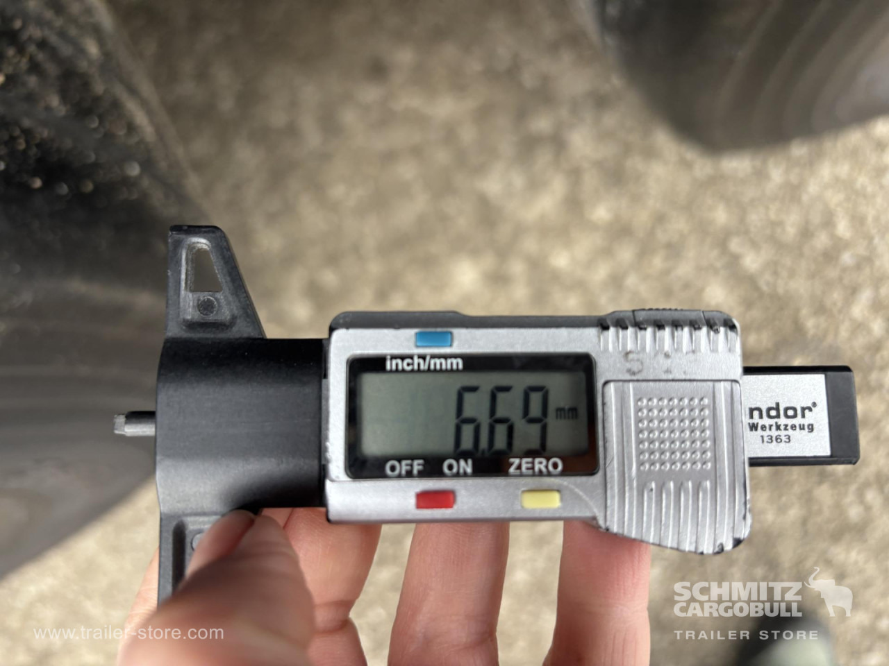 SCHMITZ Curtainsider Standard - Тентованный полуприцеп: фото 2 SCHMITZ Curtainsider Standard - Тентованный полуприцеп: фото 2