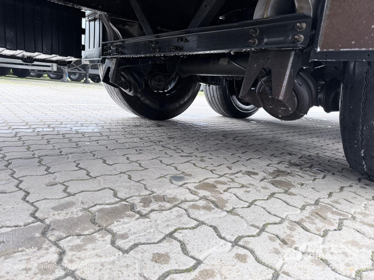 SCHMITZ Curtainsider Standard - Тентованный полуприцеп: фото 2 SCHMITZ Curtainsider Standard - Тентованный полуприцеп: фото 2