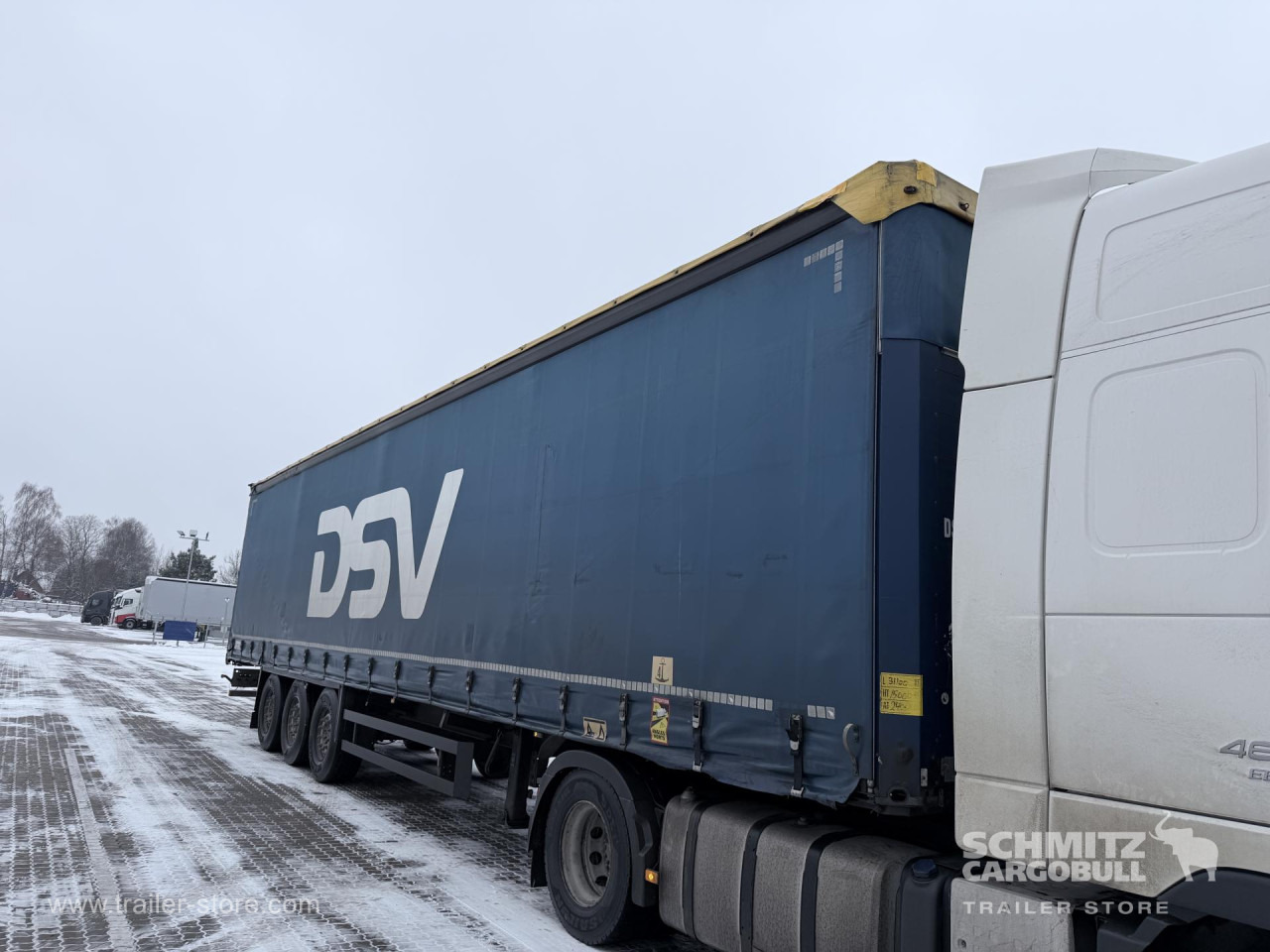 SCHMITZ Curtainsider Standard - Тентованный полуприцеп: фото 4 SCHMITZ Curtainsider Standard - Тентованный полуприцеп: фото 4