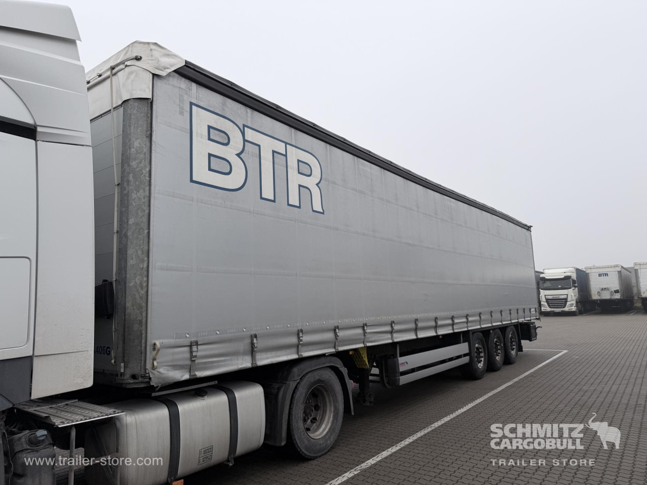 SCHMITZ Curtainsider Standard - Тентованный полуприцеп: фото 4 SCHMITZ Curtainsider Standard - Тентованный полуприцеп: фото 4