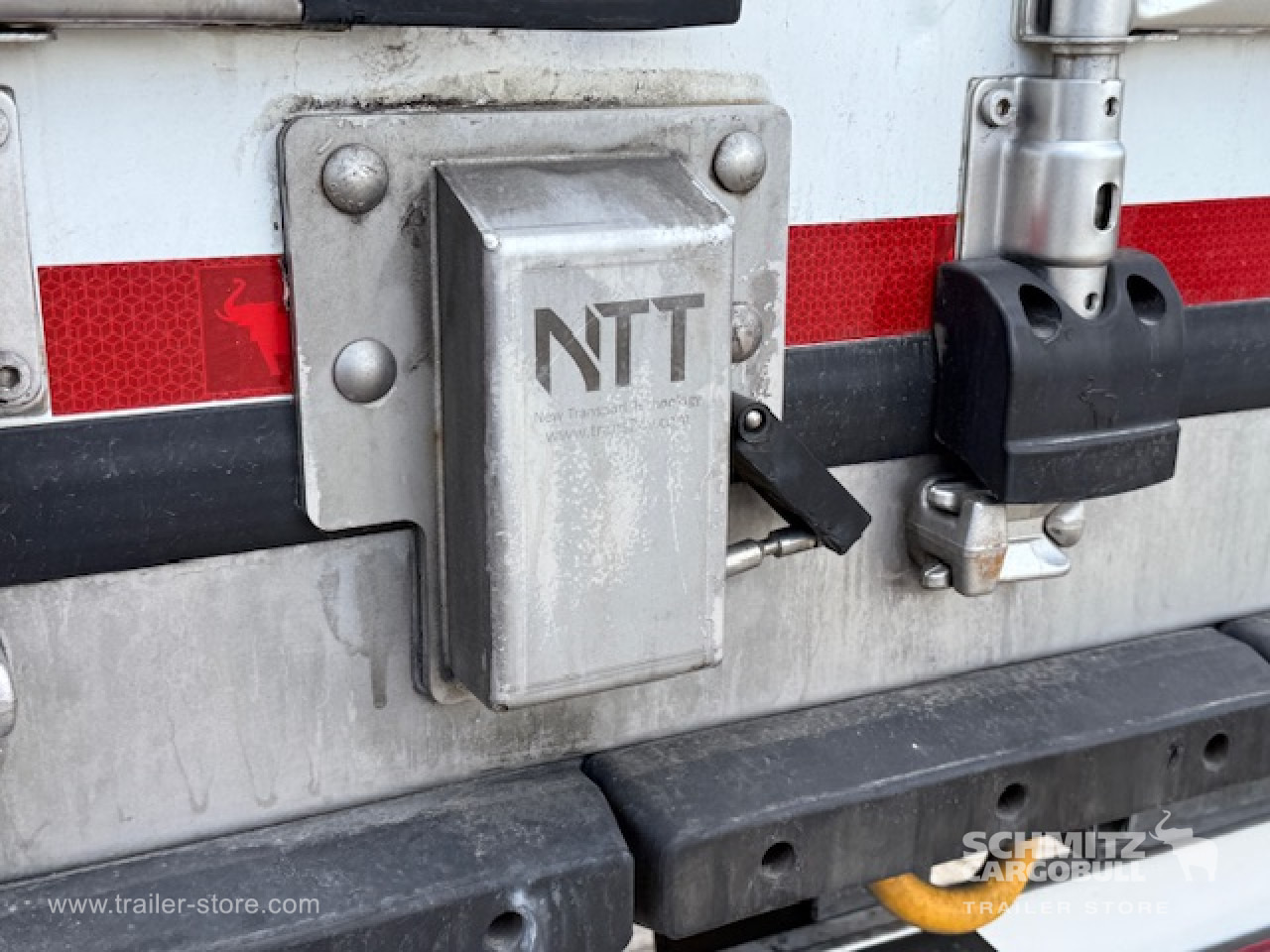 SCHMITZ Oplegger Vries Multitemp - Изотермический полуприцеп: фото 4 SCHMITZ Oplegger Vries Multitemp - Изотермический полуприцеп: фото 4