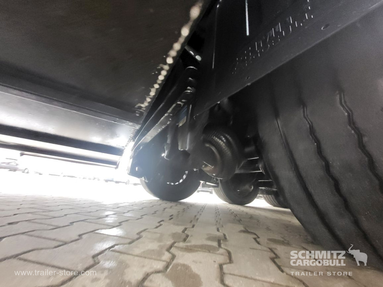 SCHMITZ Curtainsider Mega - Тентованный полуприцеп: фото 4 SCHMITZ Curtainsider Mega - Тентованный полуприцеп: фото 4