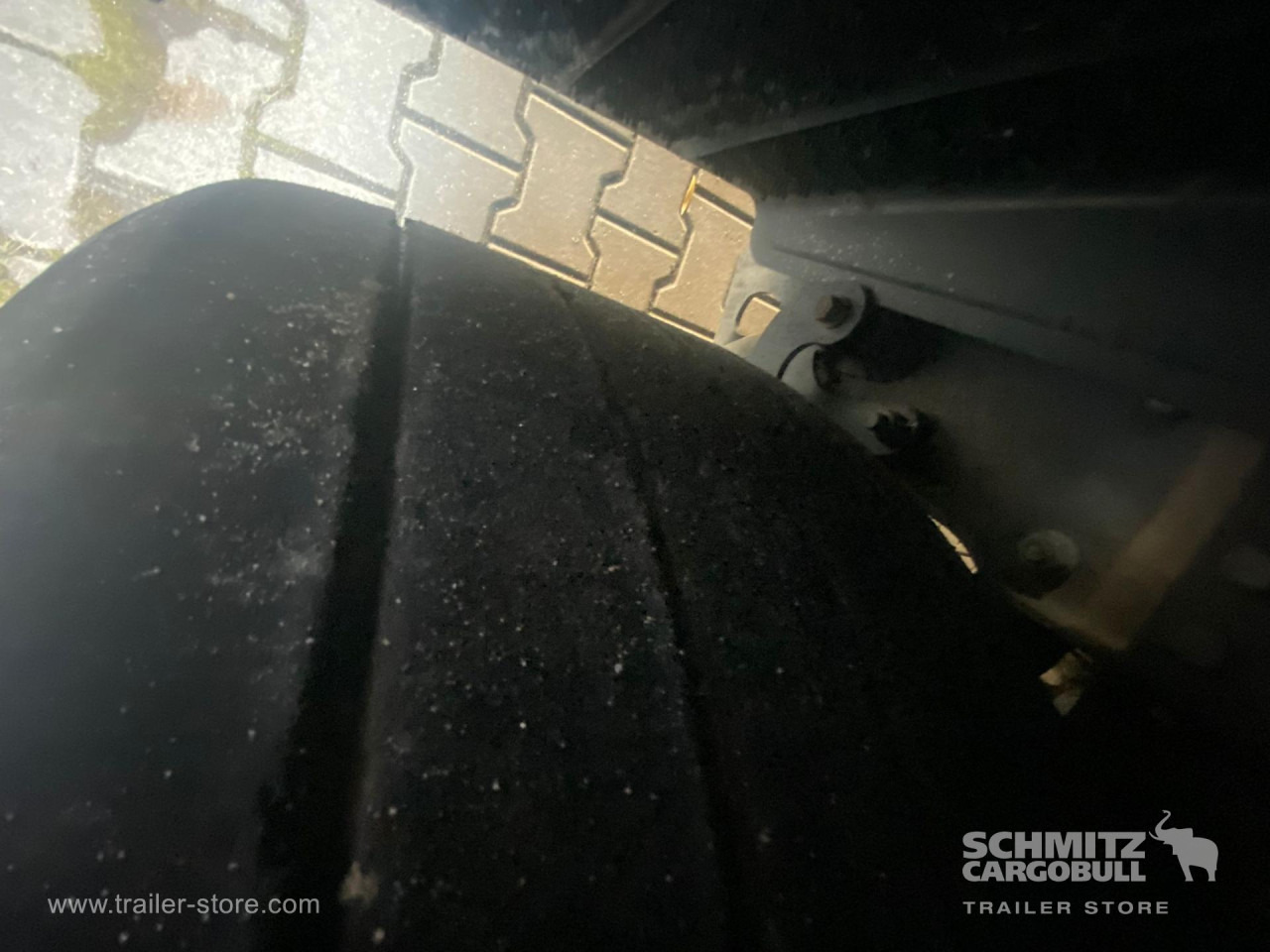 SCHMITZ Curtainsider Mega - Тентованный полуприцеп: фото 4 SCHMITZ Curtainsider Mega - Тентованный полуприцеп: фото 4