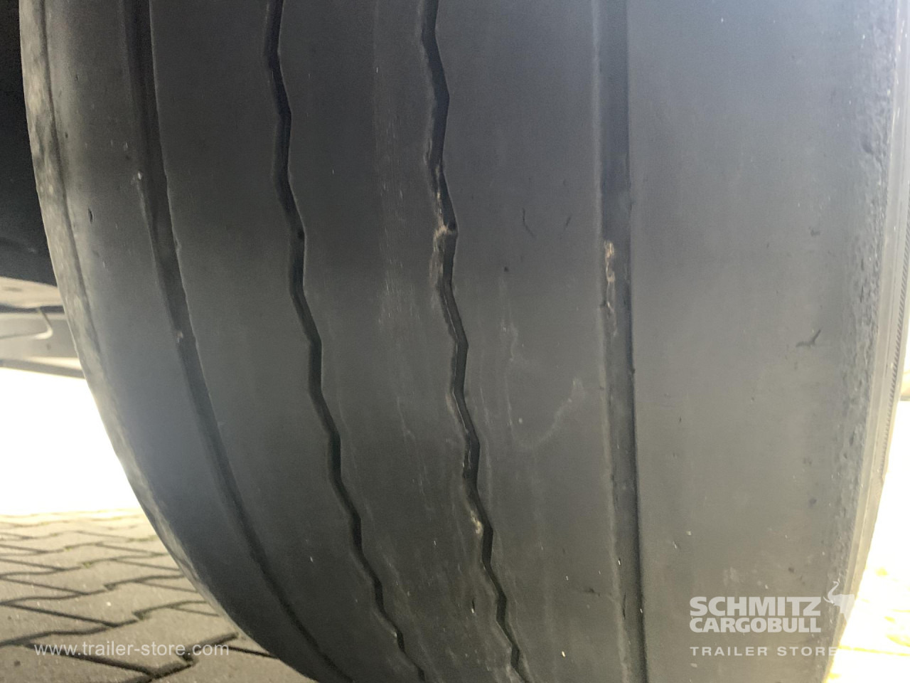 SCHMITZ Curtainsider Mega - Тентованный полуприцеп: фото 3 SCHMITZ Curtainsider Mega - Тентованный полуприцеп: фото 3