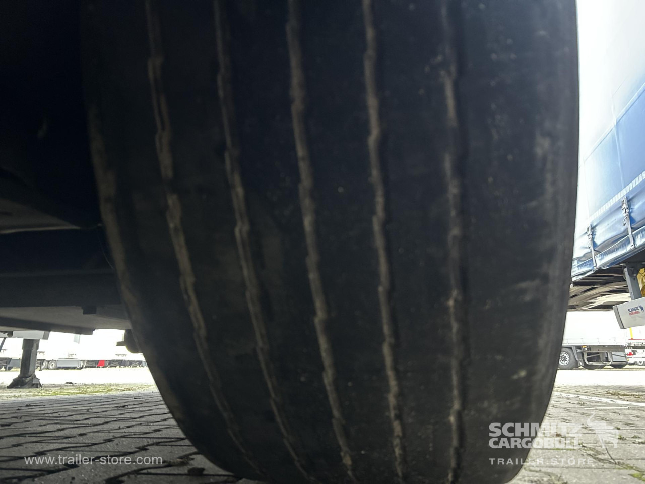 SCHMITZ Curtainsider Mega - Тентованный полуприцеп: фото 5 SCHMITZ Curtainsider Mega - Тентованный полуприцеп: фото 5