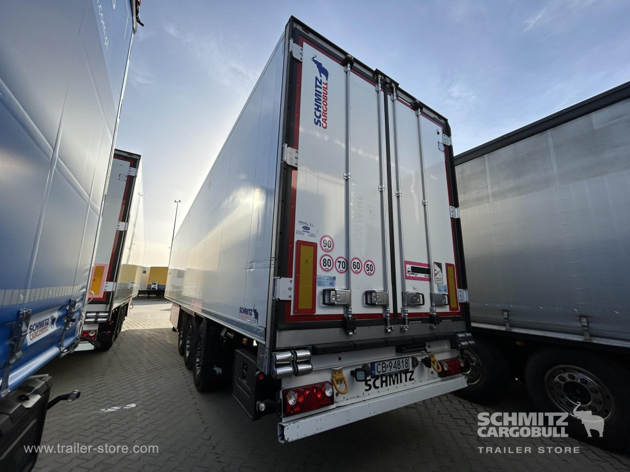 SCHMITZ Reefer Standard - Изотермический полуприцеп: фото 4 SCHMITZ Reefer Standard - Изотермический полуприцеп: фото 4