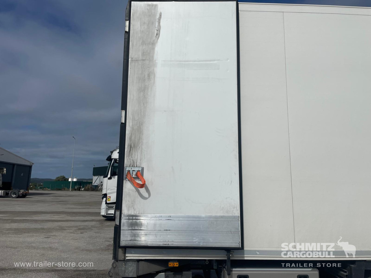 SCHMITZ Reefer Standard - Изотермический полуприцеп: фото 4 SCHMITZ Reefer Standard - Изотермический полуприцеп: фото 4
