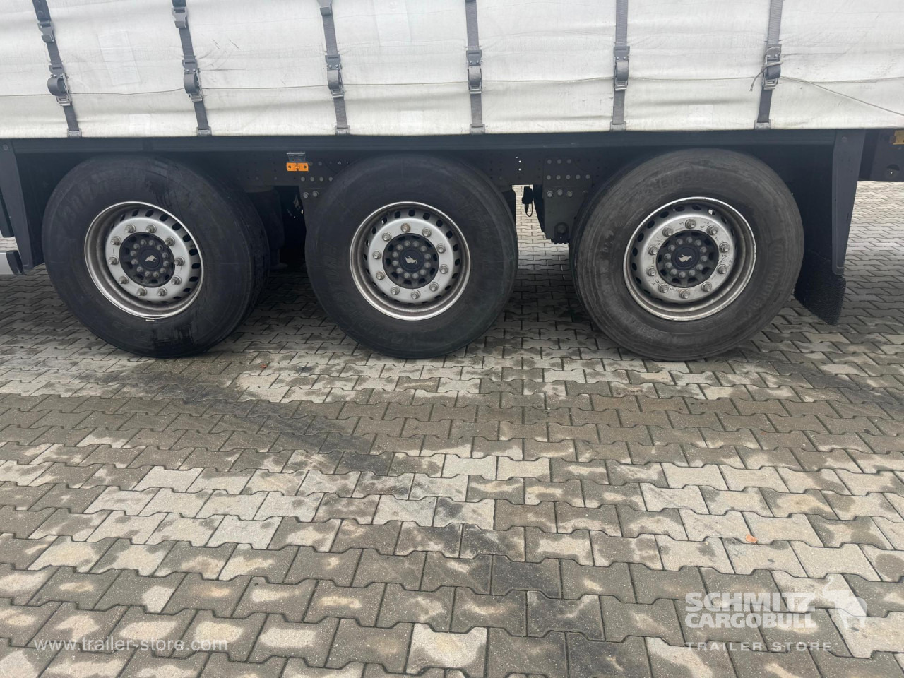 SCHMITZ Curtainsider Standard - Тентованный полуприцеп: фото 2 SCHMITZ Curtainsider Standard - Тентованный полуприцеп: фото 2