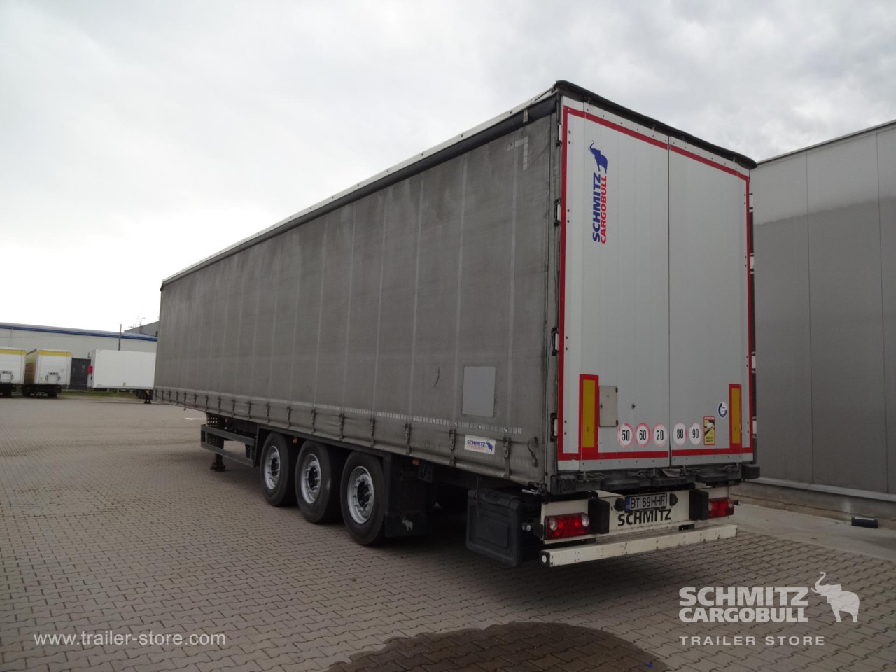 SCHMITZ Curtainsider Standard - Тентованный полуприцеп: фото 4 SCHMITZ Curtainsider Standard - Тентованный полуприцеп: фото 4