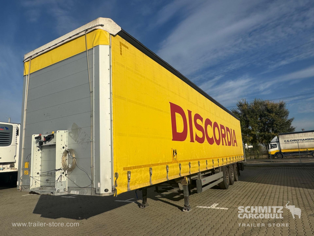 SCHMITZ Curtainsider Standard - Тентованный полуприцеп: фото 1 SCHMITZ Curtainsider Standard - Тентованный полуприцеп: фото 1