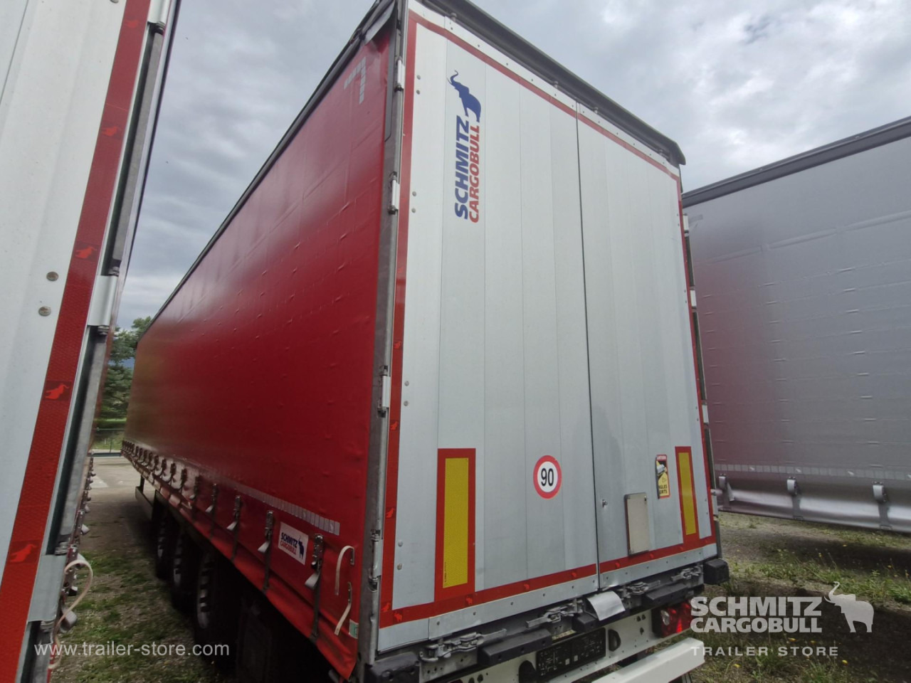 SCHMITZ Curtainsider Varios - Тентованный полуприцеп: фото 2 SCHMITZ Curtainsider Varios - Тентованный полуприцеп: фото 2