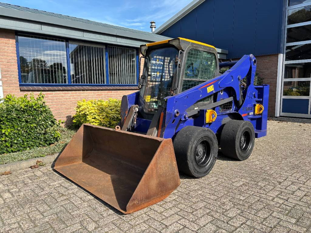 Bobcat S 770 - Мини-погрузчик с бортовым поворотом: фото 2 Bobcat S 770 - Мини-погрузчик с бортовым поворотом: фото 2