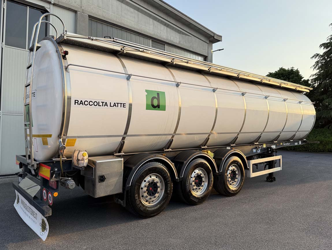 BATA GRAPAR/TECNOKAR 12.500-9.000-13.500LT - Полуприцеп-цистерна: фото 4 BATA GRAPAR/TECNOKAR 12.500-9.000-13.500LT - Полуприцеп-цистерна: фото 4