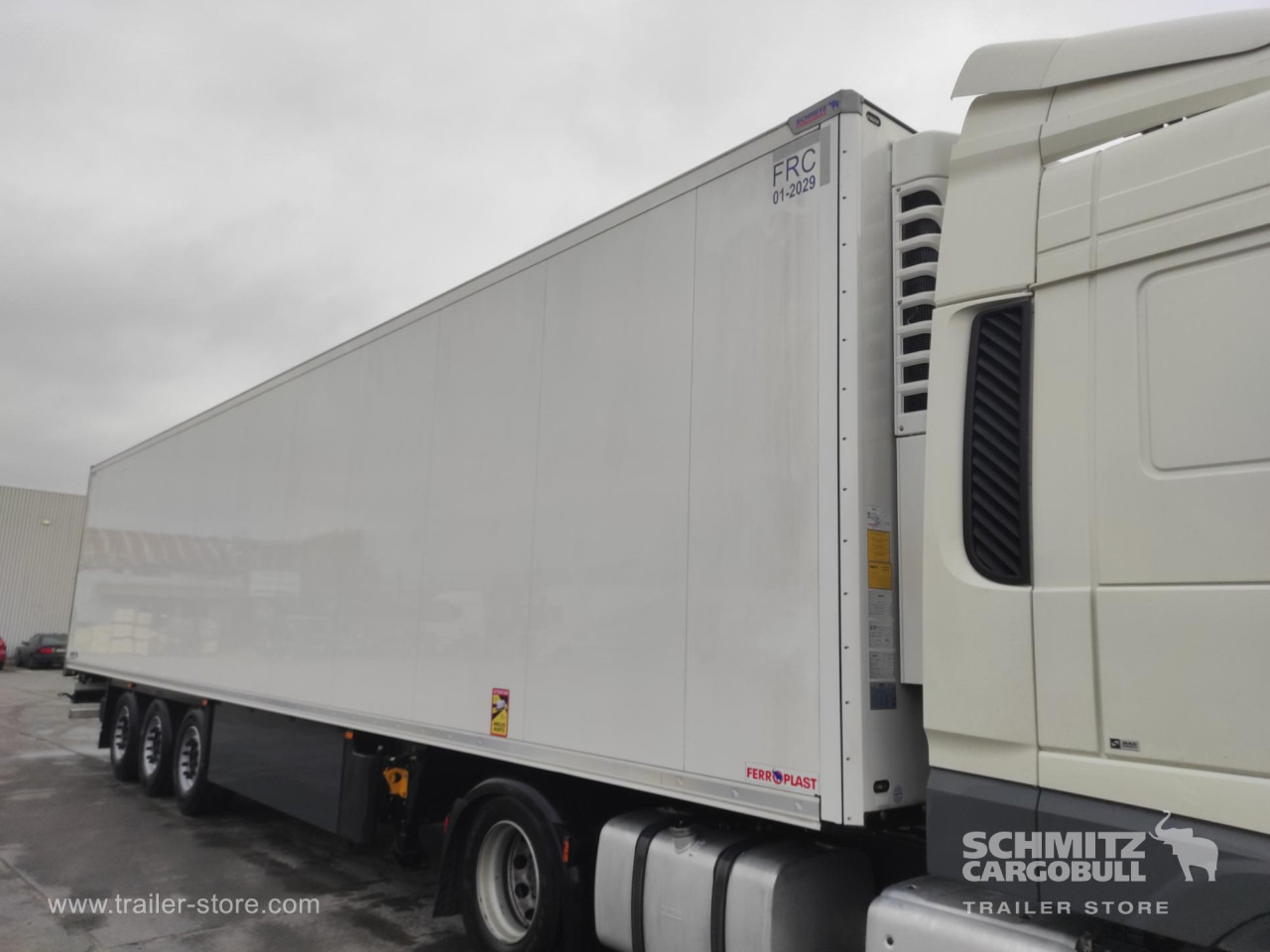 SCHMITZ Напівпричіп Стандартний - Изотермический полуприцеп: фото 1 SCHMITZ Напівпричіп Стандартний - Изотермический полуприцеп: фото 1